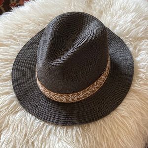 Element fedora